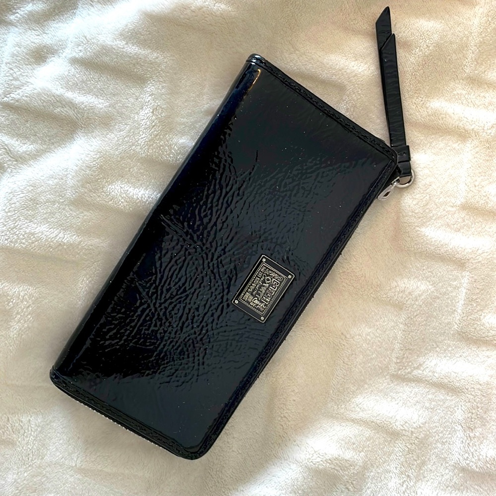 Coach Poppy Black Patent Leather Wallet